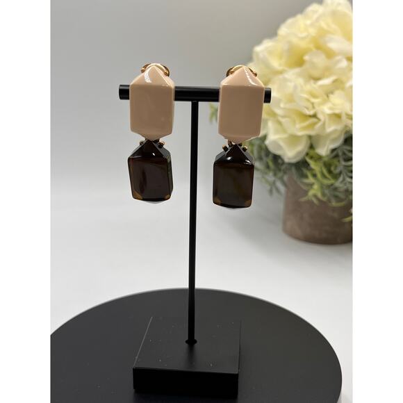 Oscar de la Renta Designer Tan Black Resin Drop Dangle Clip on Earrings - Picture 5 of 9